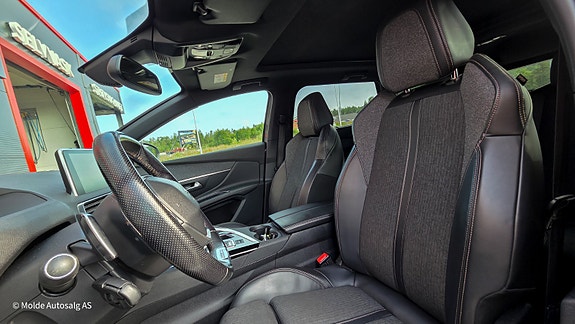Peugeot 5008 16 of 23