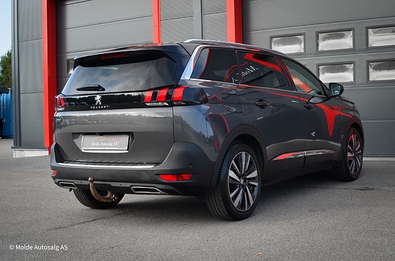 Peugeot 5008 10 of 23