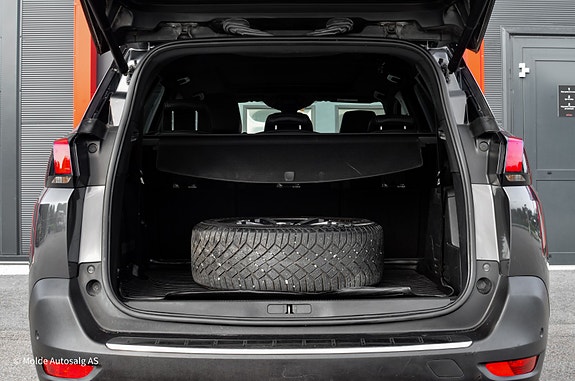 Peugeot 5008 8 of 23