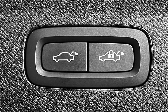 Volvo XC90 24 of 29