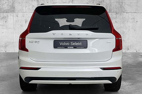 Volvo XC90 7 of 29