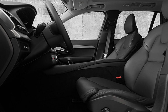 Volvo XC90 12 of 29