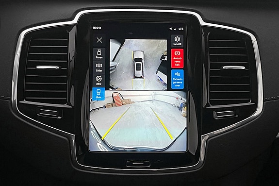 Volvo XC90 28 of 29