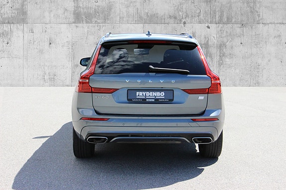 Volvo XC60 6 of 30