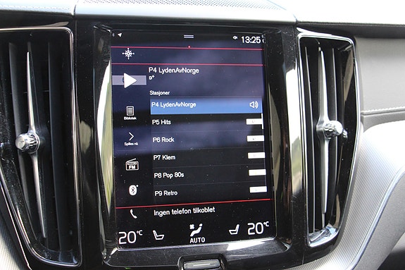 Volvo XC60 23 of 30