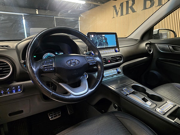 Hyundai Kona 17 of 30