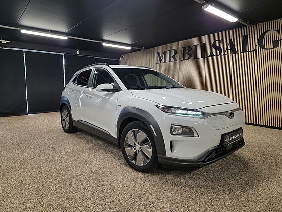 Hyundai Kona 14 of 30