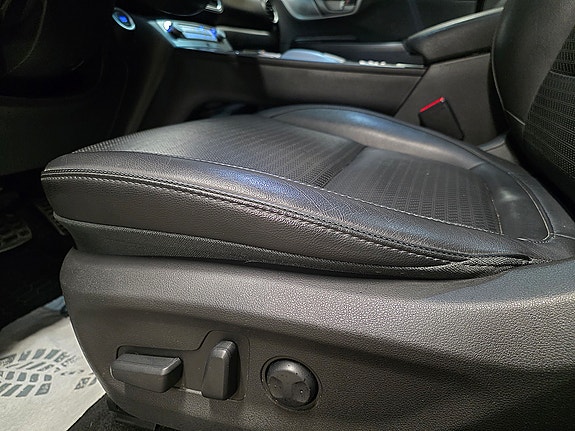 Hyundai Kona 25 of 30