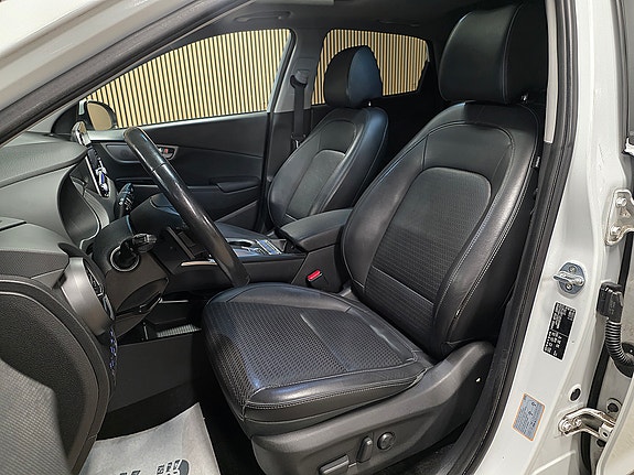 Hyundai Kona 23 of 30