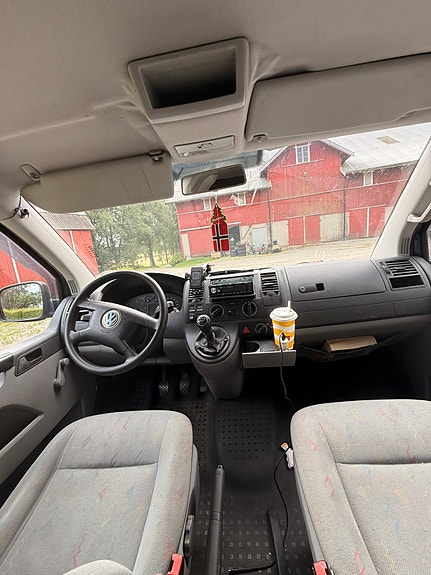 Volkswagen Transporter 9 of 14