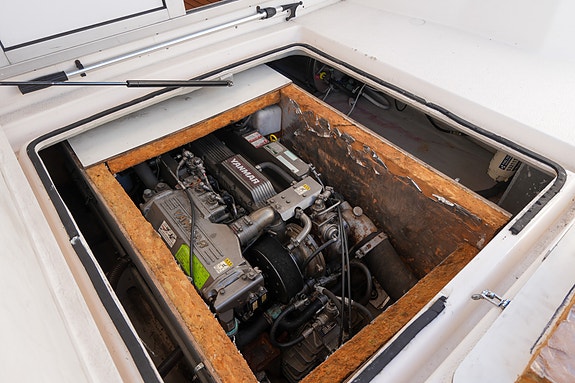 Godt kjøp! Viknes 880 med driftssikker Yanmar 4LH-STE. Èn eier. Kun 897 timer 28 of 29