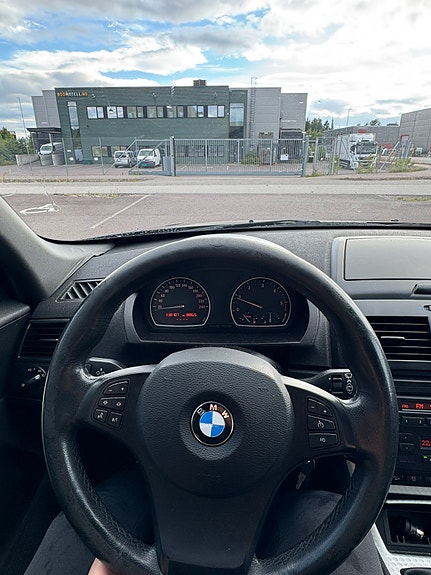 BMW X3 9 of 16