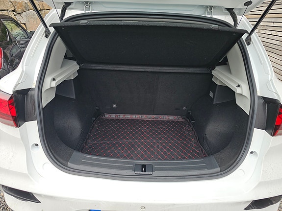 MG ZS EV 13 of 18