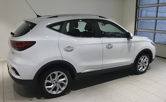 MG ZS EV 4 of 18