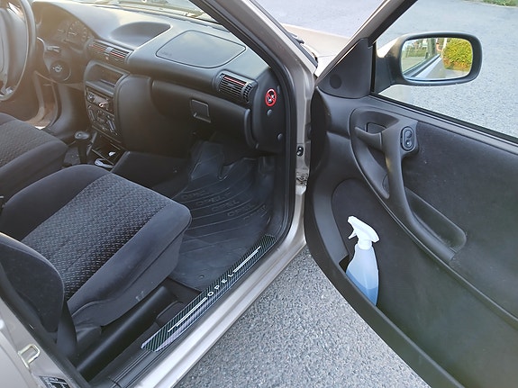 Opel Astra 4 of 30