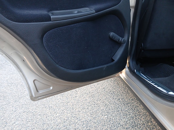 Opel Astra 17 of 30