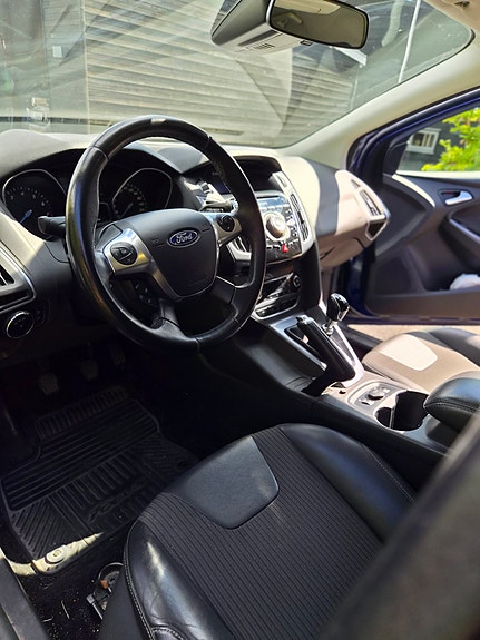 Ford Focus 15 of 16