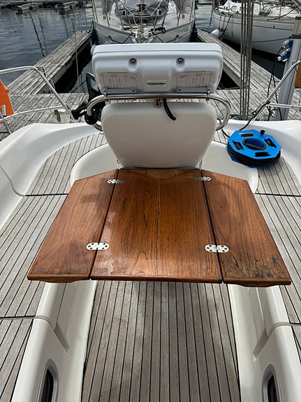 Bavaria 36 AC (3 cab) 6 of 14