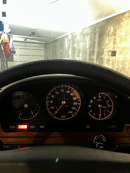 Mercedes-Benz 450 SEL 20 of 28