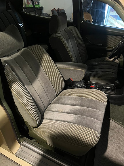 Mercedes-Benz 450 SEL 15 of 28