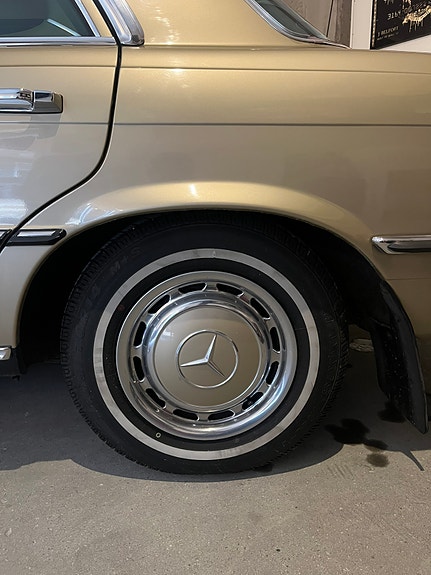 Mercedes-Benz 450 SEL 11 of 28