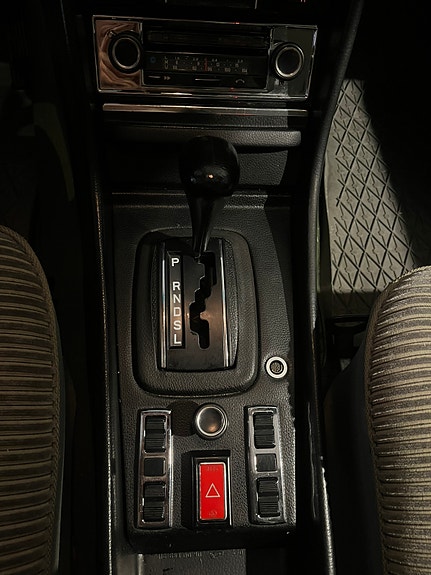 Mercedes-Benz 450 SEL 22 of 28