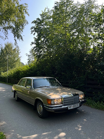 Mercedes-Benz 450 SEL 3 of 28