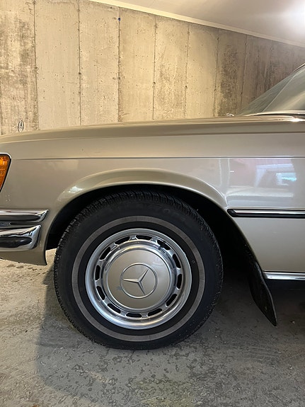 Mercedes-Benz 450 SEL 9 of 28