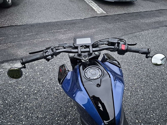 Honda CB 125 R 14 of 30