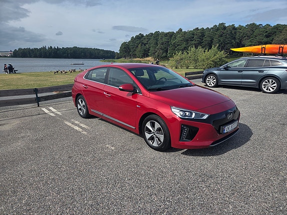 Hyundai IONIQ 3 of 19