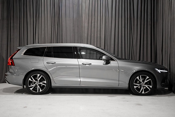 Volvo V60 4 of 30