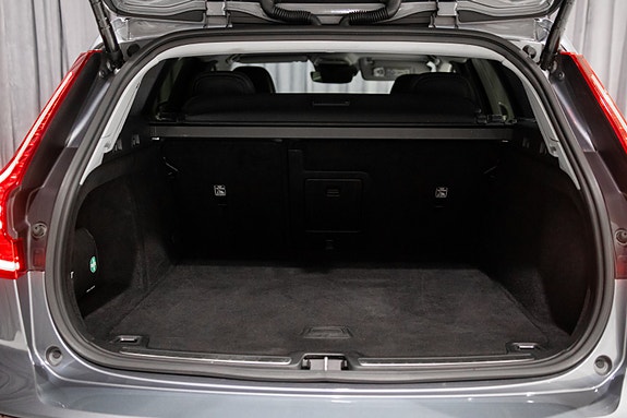 Volvo V60 19 of 30