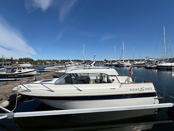 Wiking 25 Coupé med Yanmar 120 hk og fast aksling. Mye påkostet de siste årene! 15 of 30