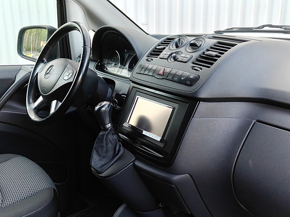 Mercedes-Benz Vito 113 22 of 30
