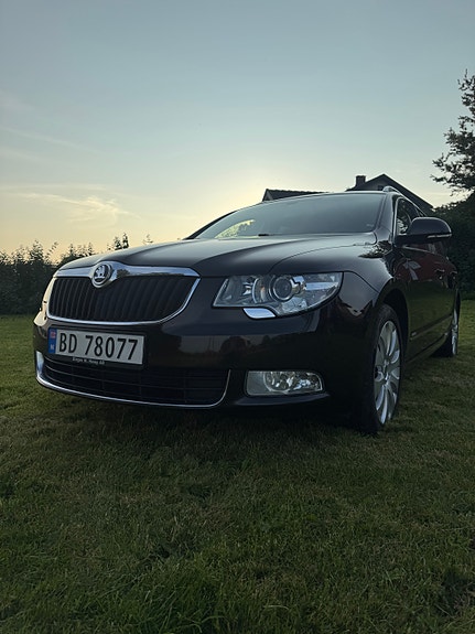 Skoda Superb 13 of 30