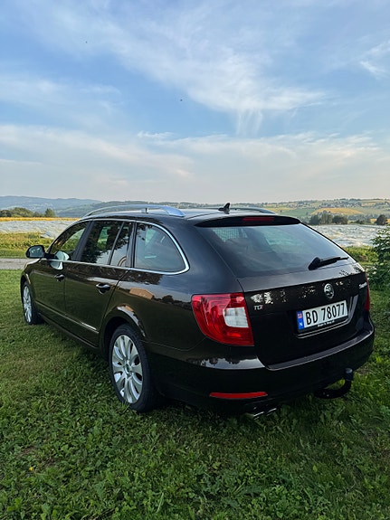 Skoda Superb 5 of 30