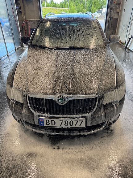 Skoda Superb 28 of 30