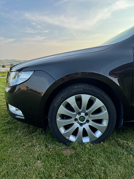 Skoda Superb 12 of 30
