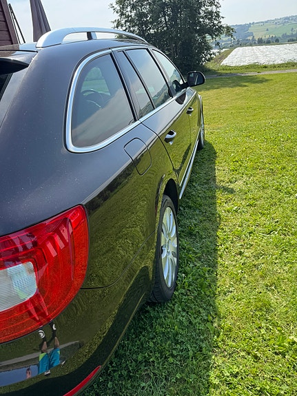 Skoda Superb 15 of 30