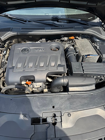 Skoda Superb 16 of 30