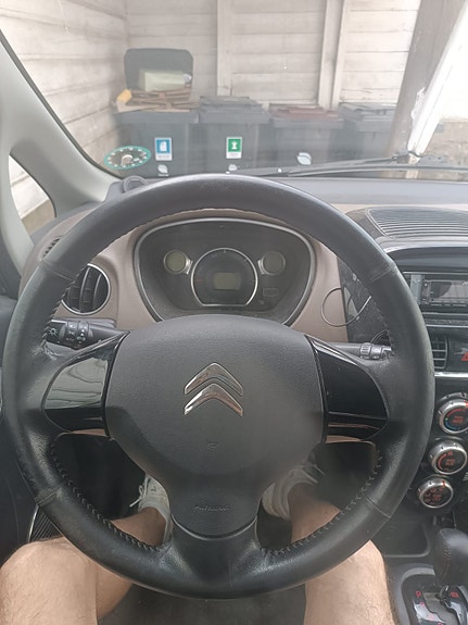 Citroen C-Zero 4 of 5
