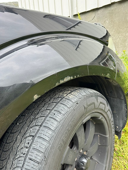 Nissan Pathfinder 10 of 13
