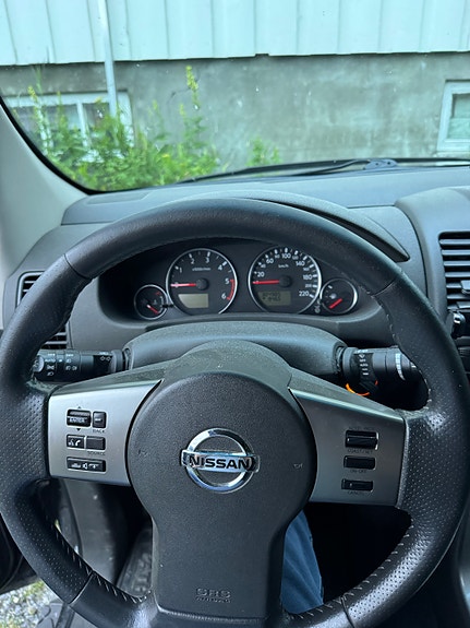 Nissan Pathfinder 11 of 13
