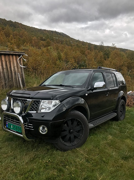 Nissan Pathfinder 4 of 13
