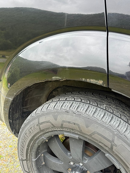 Nissan Pathfinder 8 of 13