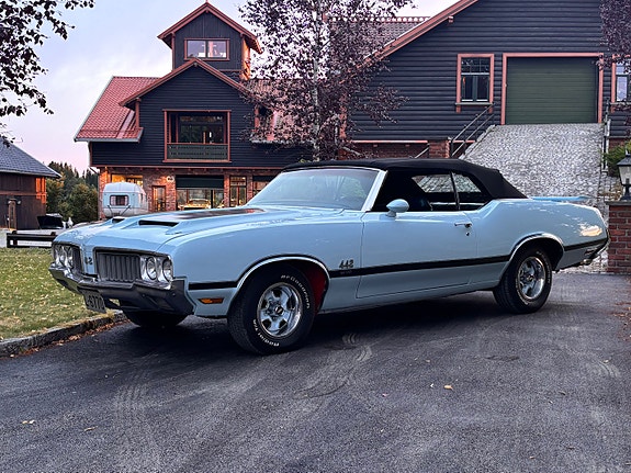 Oldsmobile 442 3 of 29