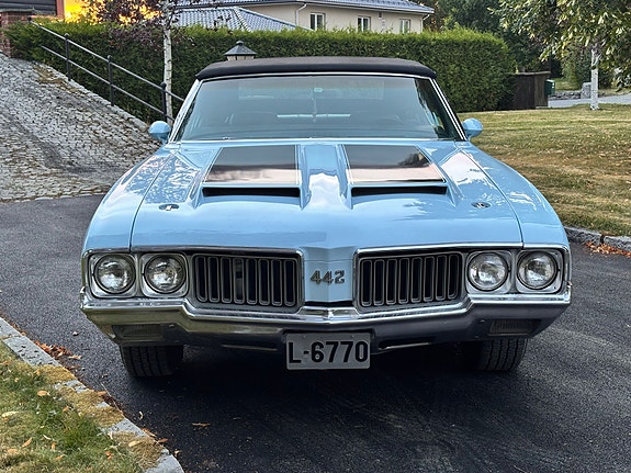 Oldsmobile 442 13 of 29