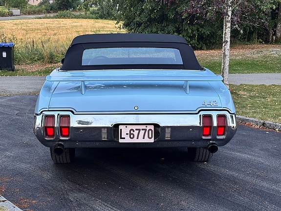 Oldsmobile 442 7 of 29