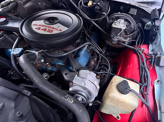 Oldsmobile 442 18 of 29