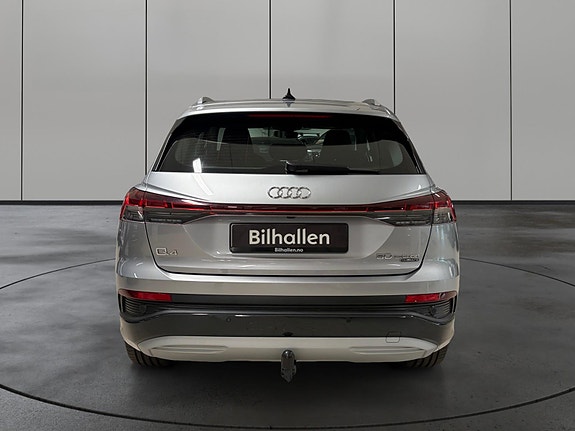 Audi Q4 e-tron 4 of 27